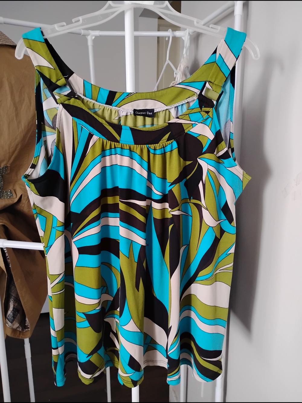 Chapter One Woman Turquoise & Olive Print Scoop Neck Sleeveless With Buckle Tank